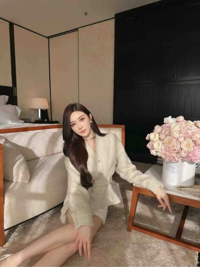上海外围 极品首开床上的尤物03年173人美心善1