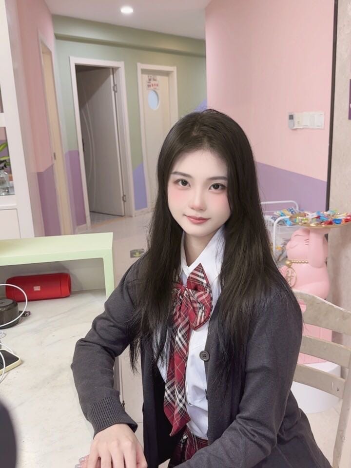 南京外围 06年顶美没有写真纯天然全身0整身高172CM