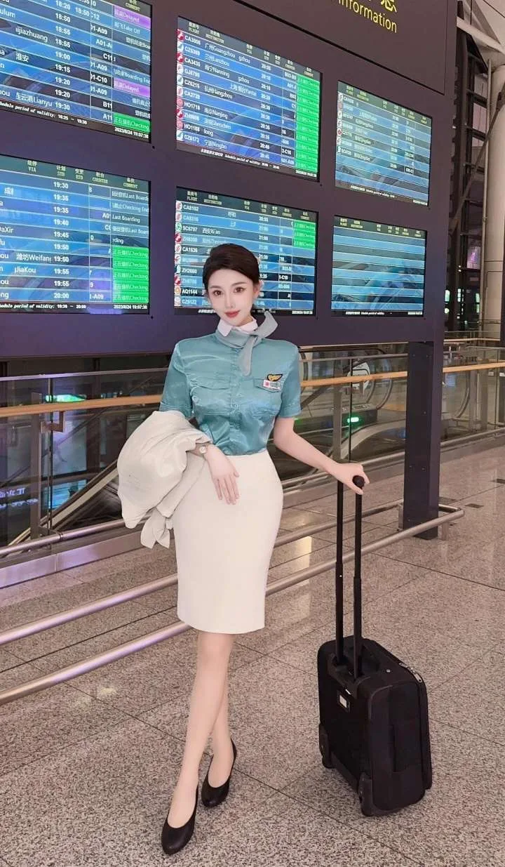 南京外围 南京最美大韩空姐A4腰170CM气质高雅