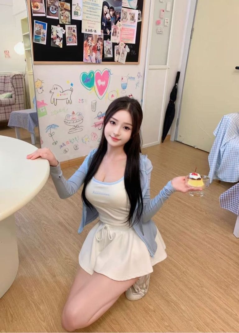 广州外围 05年妍妍身高168自带仙女buff楚楚动人