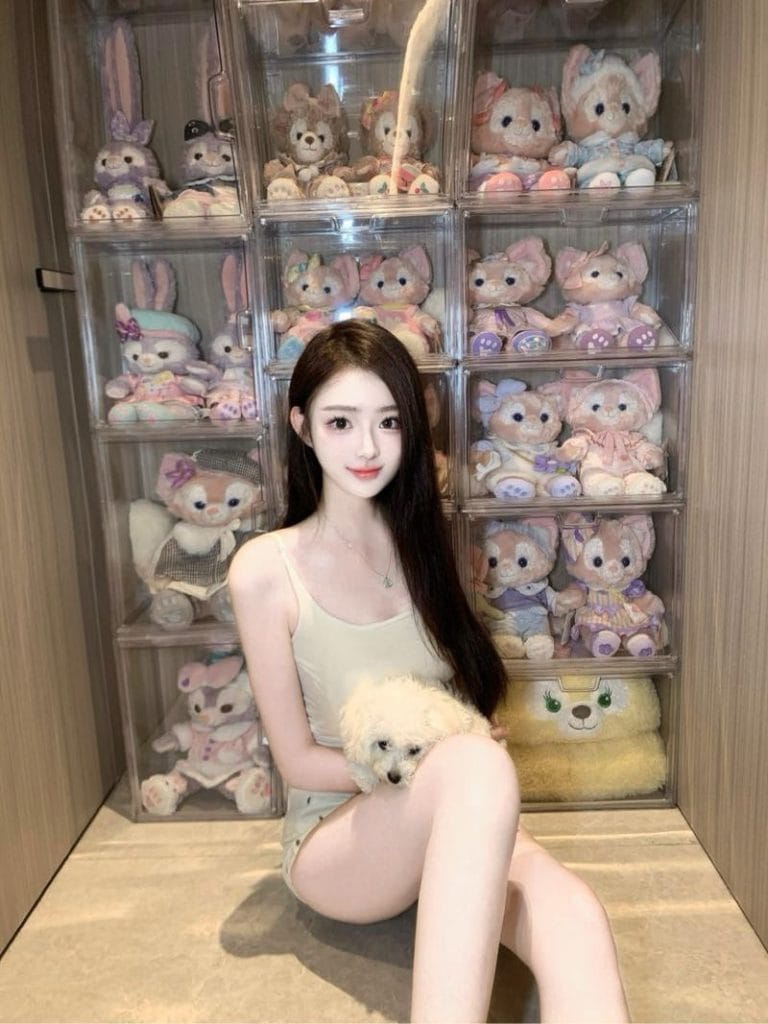 深圳外围 天然小女友款05年高学历 粉嫩紧致175CM腿细长直
