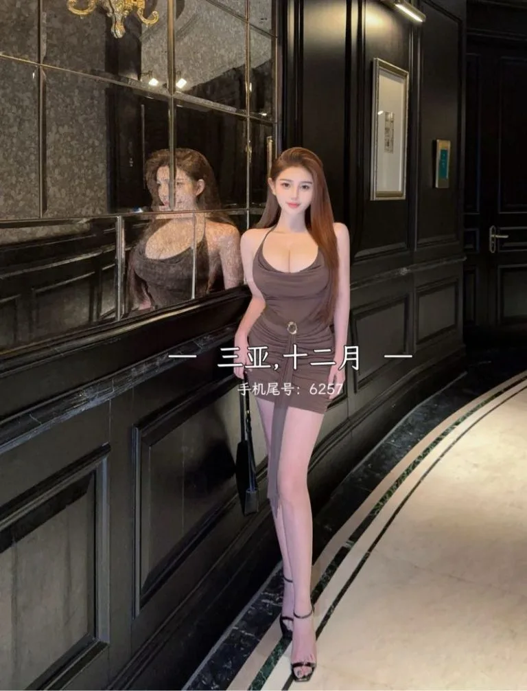 三亚外围 绝顶蜜桃臀03年纯天然巨乳大G自媒体主播168CM高级感