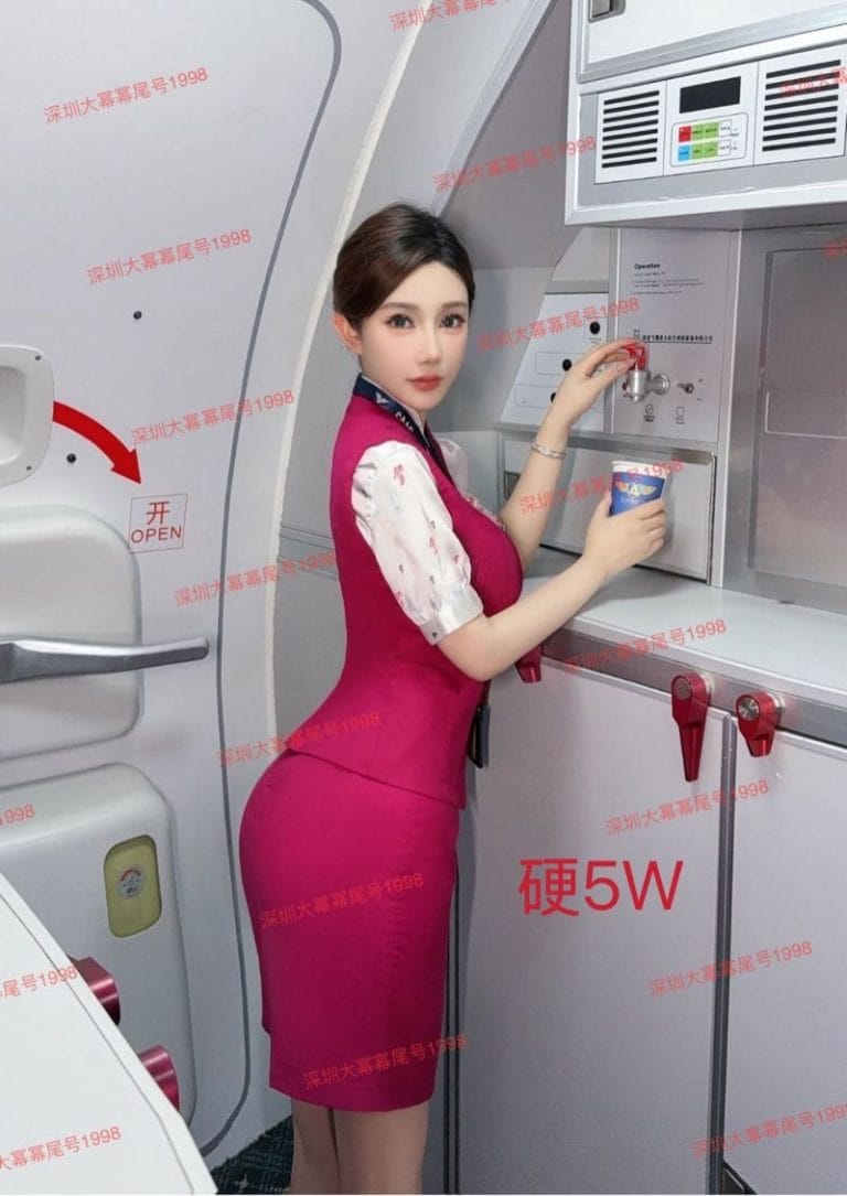 深圳外围 极品02年南航在飞空姐176CM气质非凡 天然大G巨乳