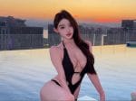 三亚外围 04年高挑大长腿176E高大白中的劳斯莱斯 完美比例皮肤雪白