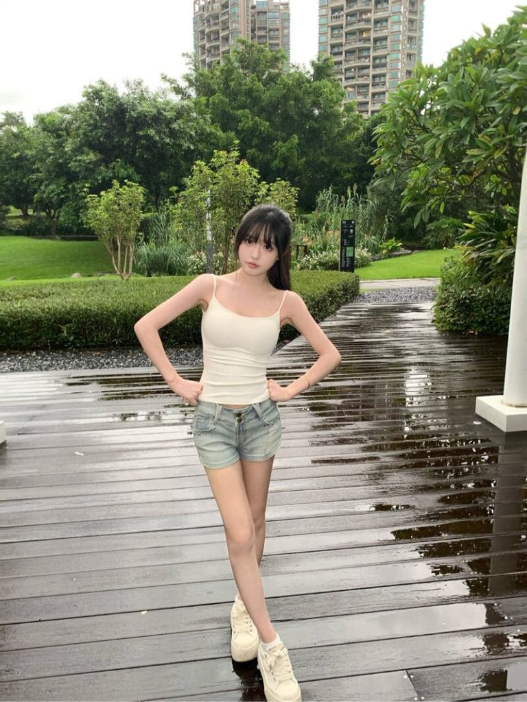 广州外围 白虎07年大学生160CM幼齿小萝莉纯天然 体验感超棒
