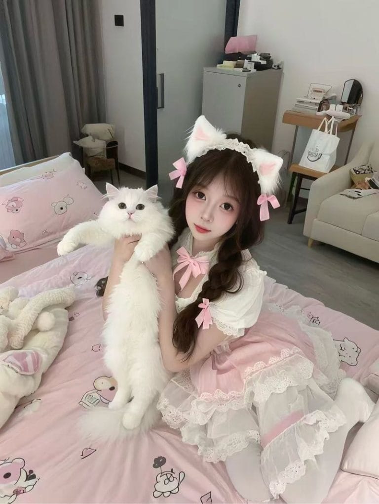 杭州外围 新人07年白虎小萝莉162CM小巧玲珑童颜巨乳