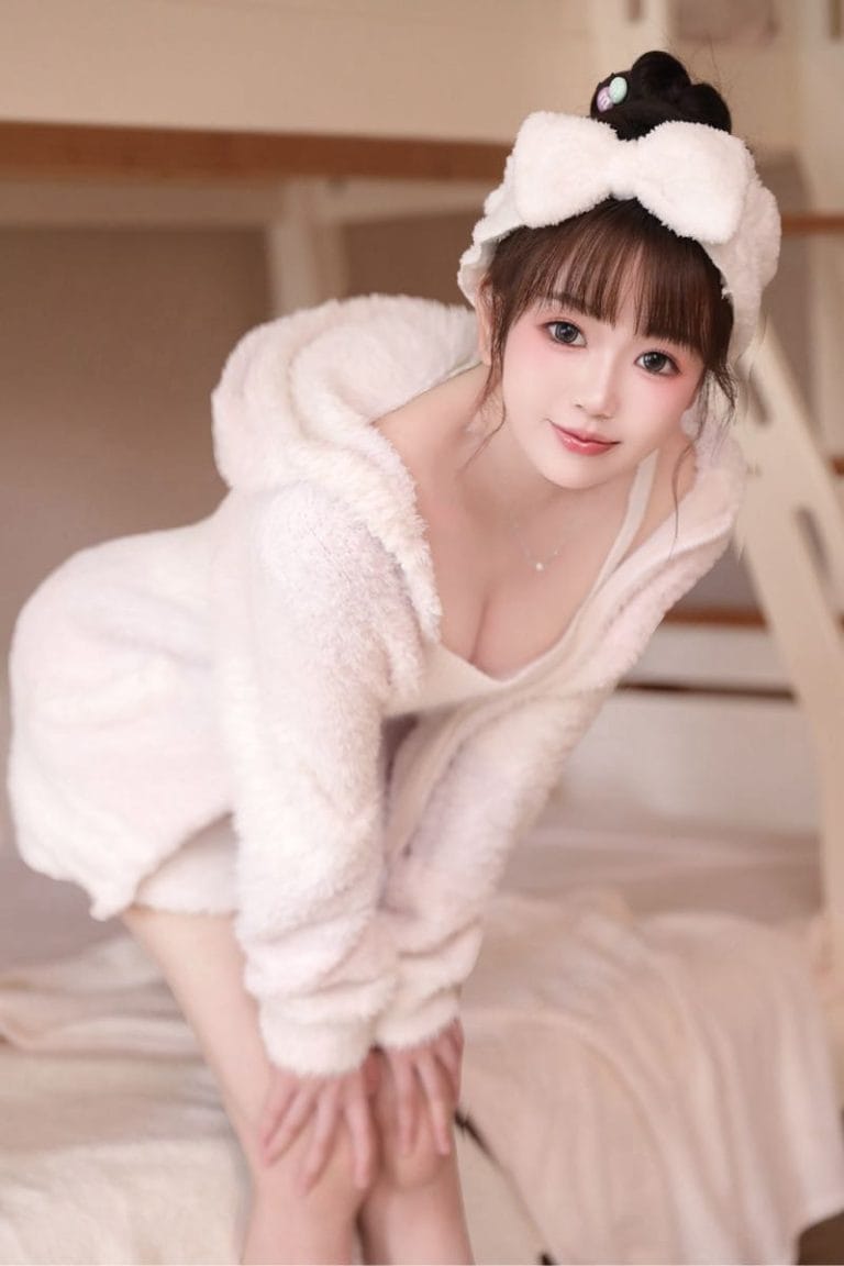 上海外围 洋气少女175cm筷子腿07年极品细腰白嫩细腻汁多