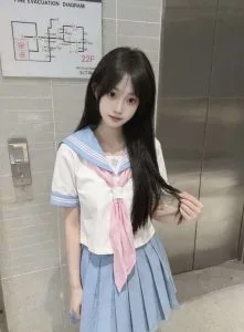 广州外围 07年白虎学生167CM甜美小纯86斤可爱乖巧刚破壳