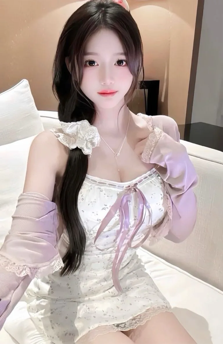 成都外围 05年纯欲粉嫩甜心宝藏女孩168D童颜粉乳动漫博主