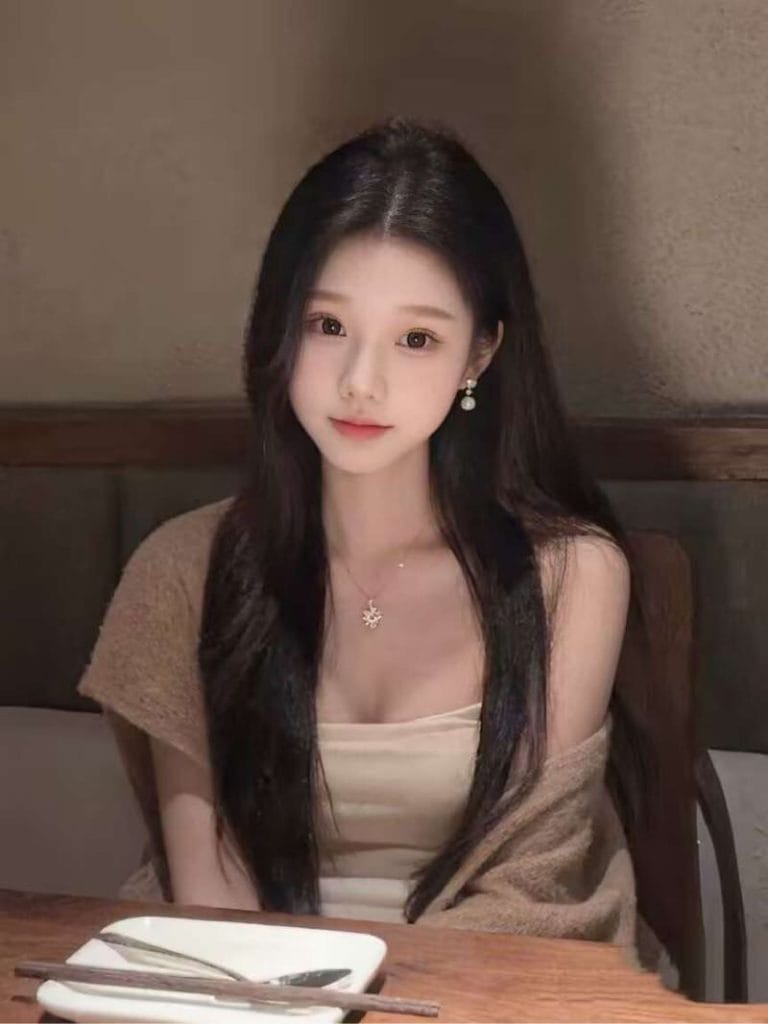 深圳外围 07年白小纯甜美女友感165CM筷子腿皮肤白滑