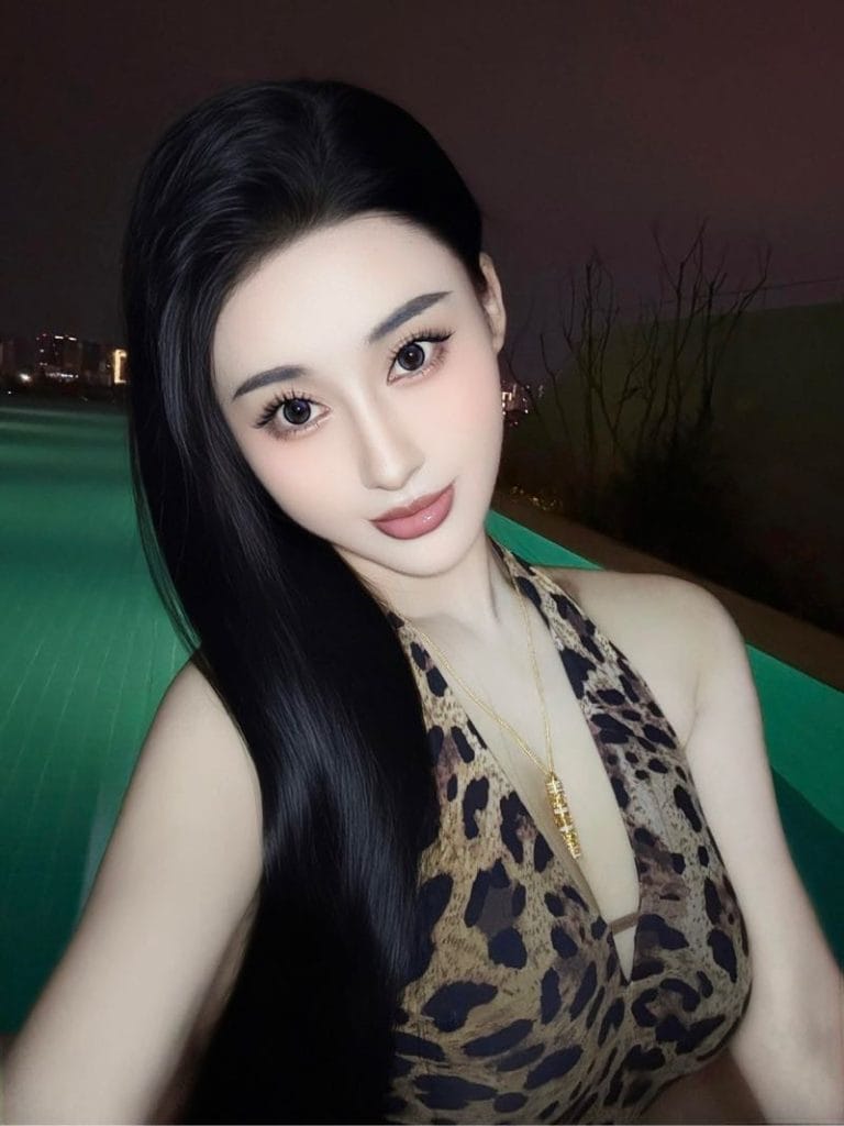 深圳外围 178CM顶级御姐模特明星范儿 天鹅颈一字肩胸D