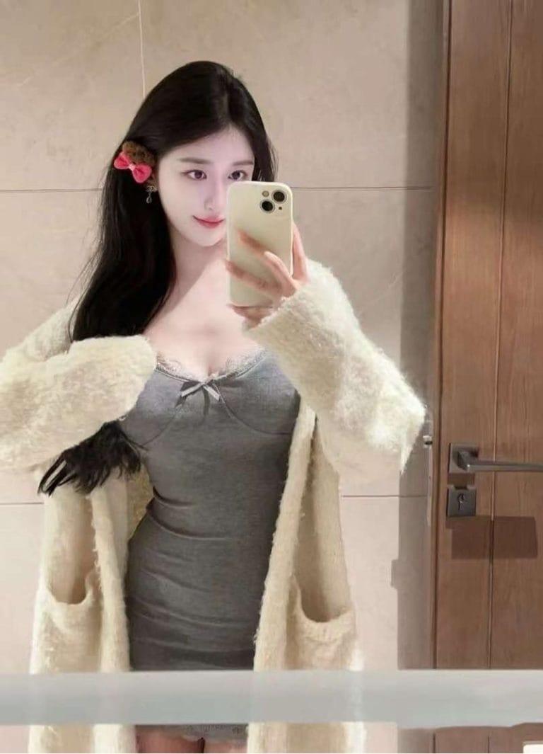 福州外围 05年清纯邻家小妹170/D冷白皮首次演出 名校毕业校花
