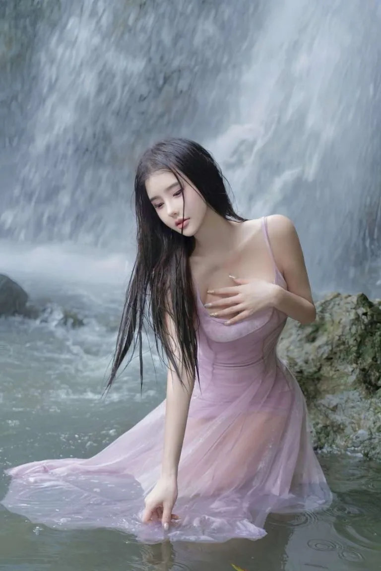 福州外围 甜美御姐03年全身雪白腰臀绝佳比例173CM 敏感多汁