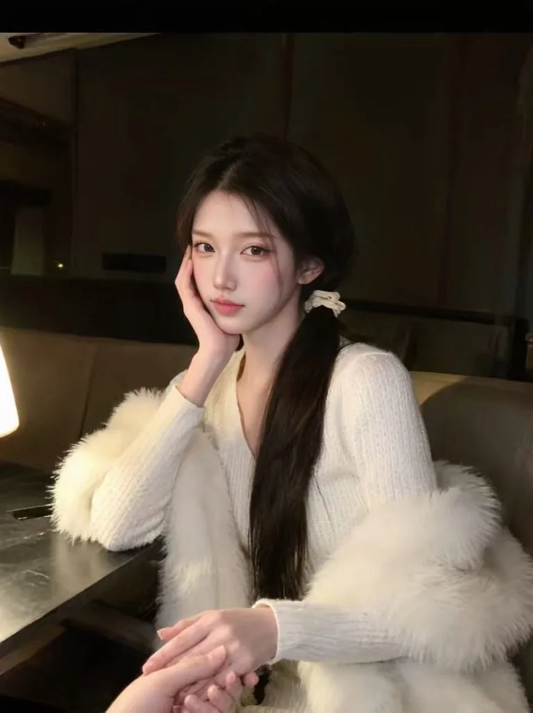 上海外围 极品白纯06年在校学生 气质型美女165C超级嫩A4小蛮腰