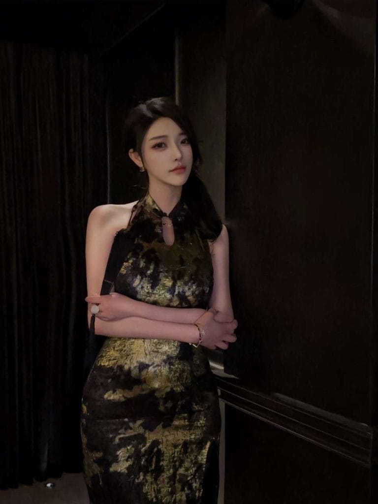 深圳外围 178E模特极品性感御姐 性感高挑九头身蜂腰巨臀S曲线