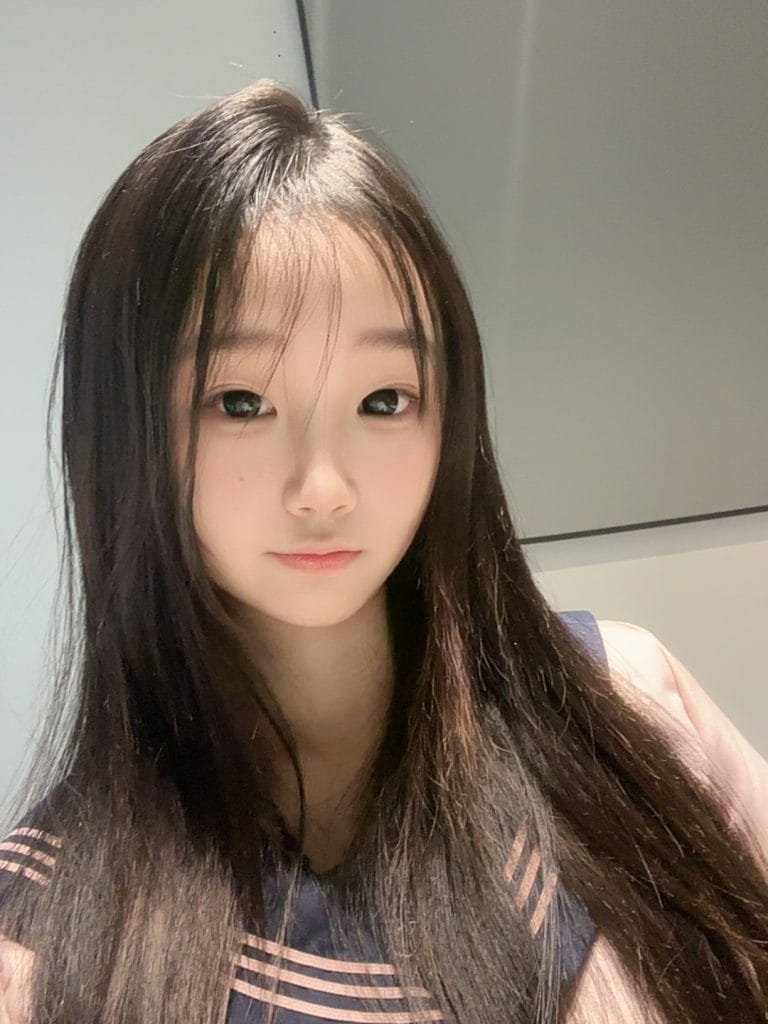 上海外围 08年在校学生短期兼职 白小纯小萝莉给你难忘的邂逅体验