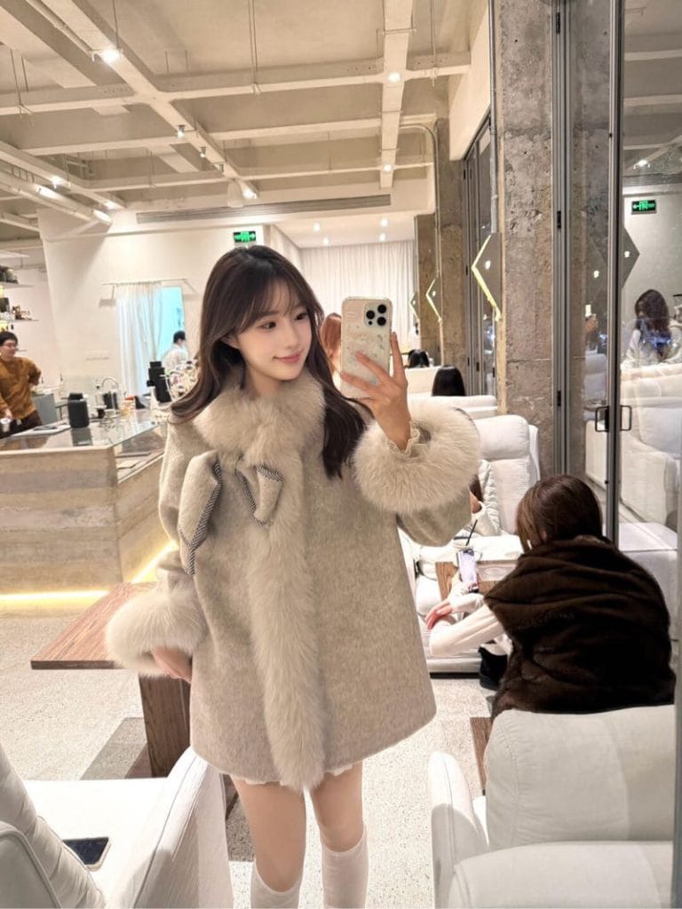 深圳外围 07年小白纯首次下水 初恋女友款天然妈生脸168C上下粉
