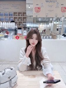 北京外围 05年校花素颜女神170真实天然大D超软  乖巧女友感