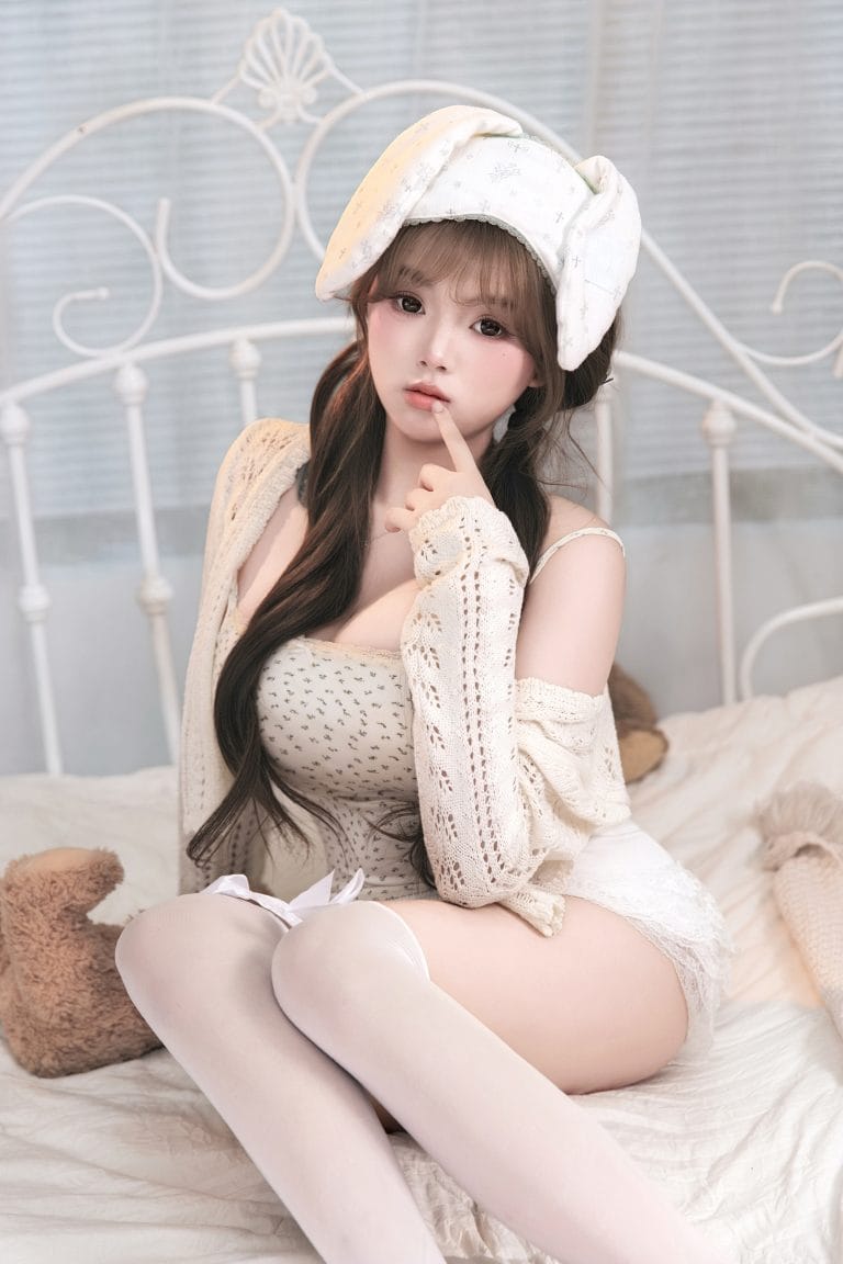 杭州外围 童颜巨乳萝莉07年165G顶级欲辣魔女 皮肤细腻如缎刚破壳