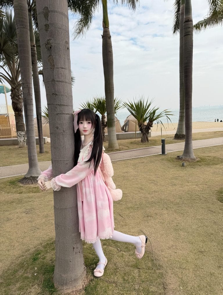 北京外围 08年萝莉小甜妹166/C三点粉 白幼瘦小巧玲珑款乖巧可爱